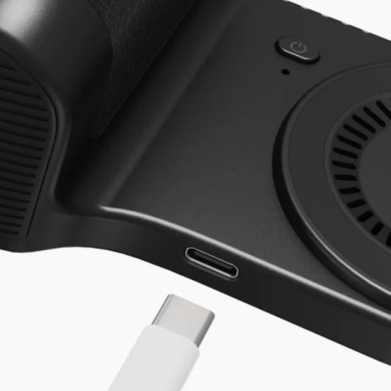 Energea MAGEAR MAGCAM GRIP, BLUETOOTH MOBILE CAMERA GRIP WITH POWERBANK, 5000MAH - BLACK